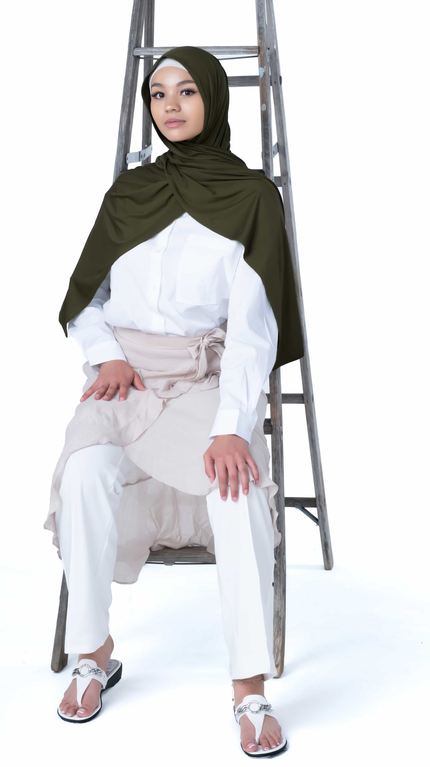 Elegant olive hijab – soft stretch jersey scarf for professionals and office wear