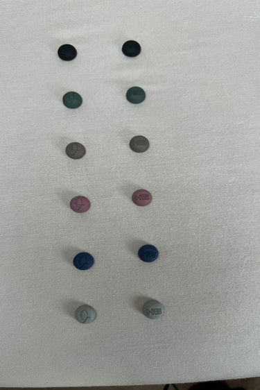 Matte finish hijab magnet set – stylish replacement for traditional hijab pins