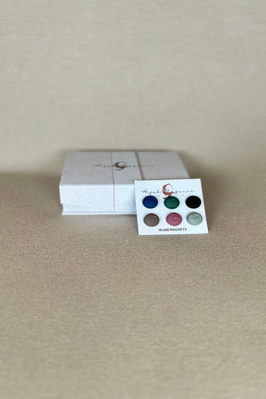 Hijab magnetic clips for scarf styling – no holes, smooth finish, perfect for satin and chiffon hijabs