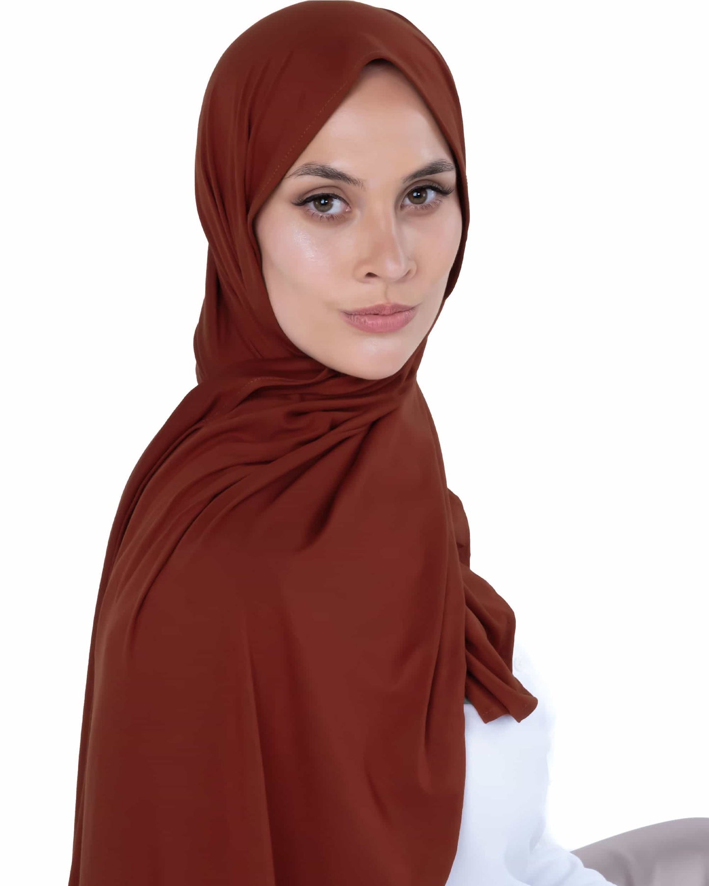 Comfortable terracotta hijab – versatile headscarf for students, casual outings, and everyday wear