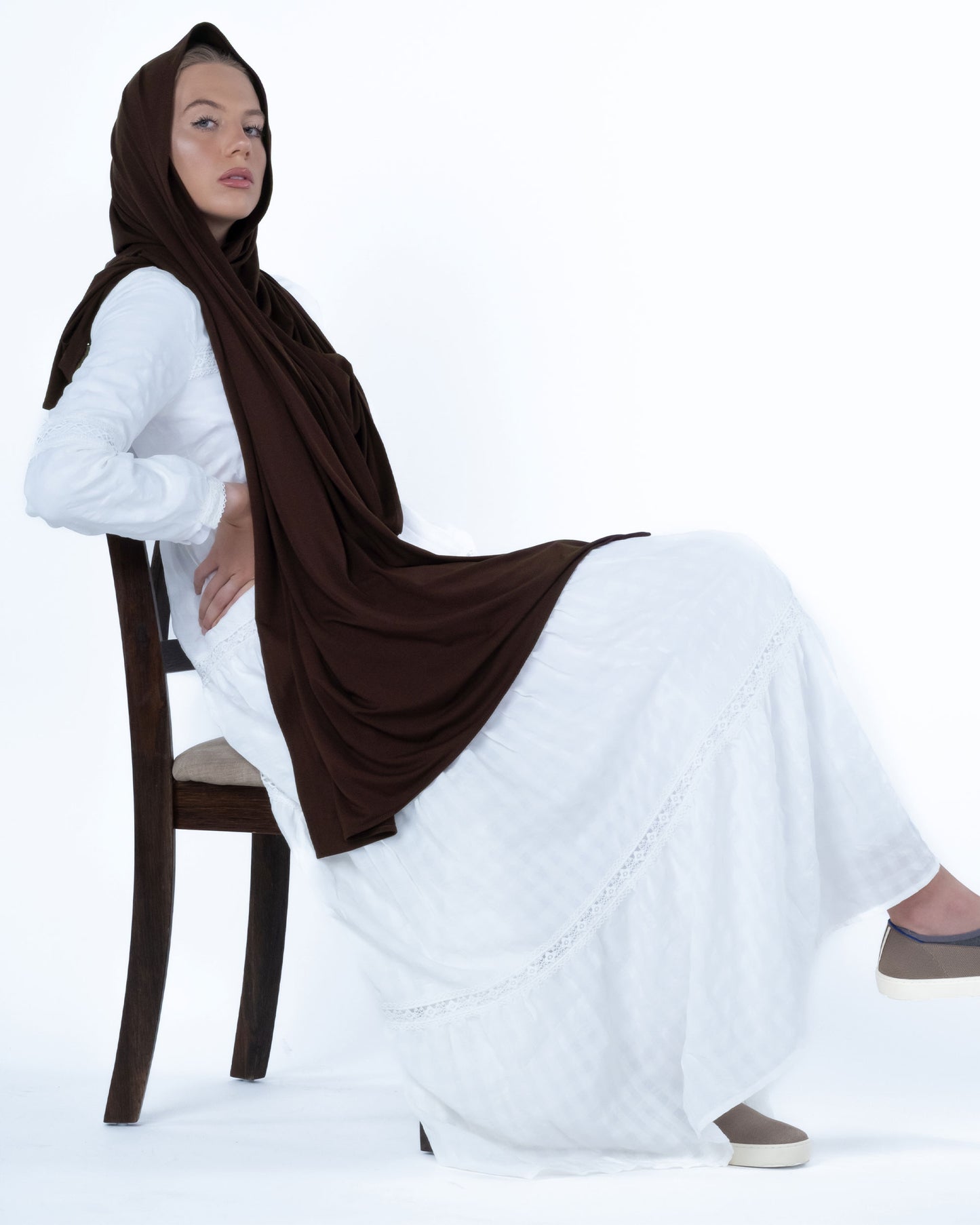 Comfortable coffee brown jersey hijab – versatile Islamic headscarf for daily wear, work, and casual outings
