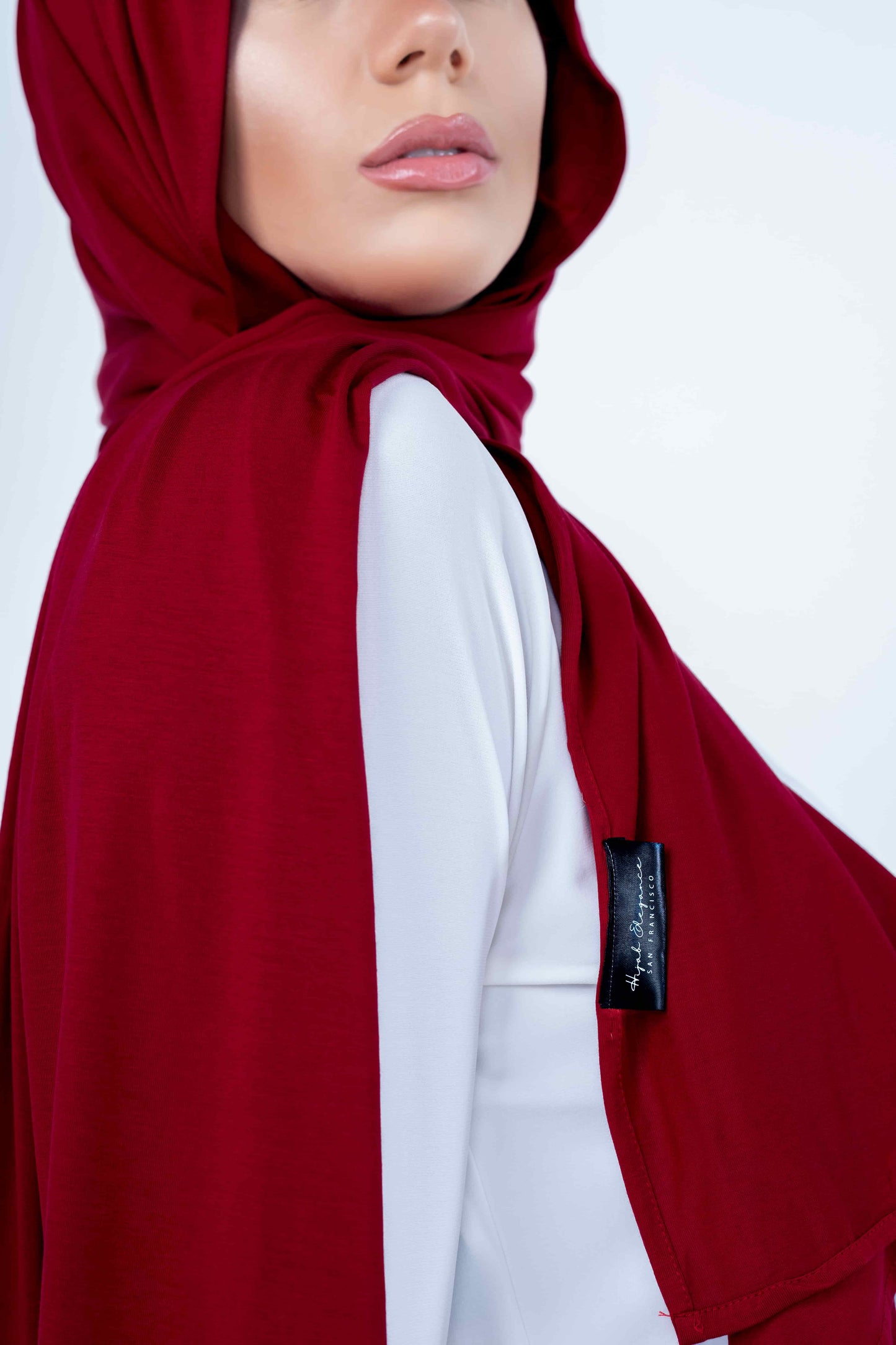 Comfortable red jersey hijab – versatile Islamic headscarf for casual outings, daily wear, and travel