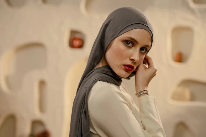 Gray jersey hijab styled for modest fashion