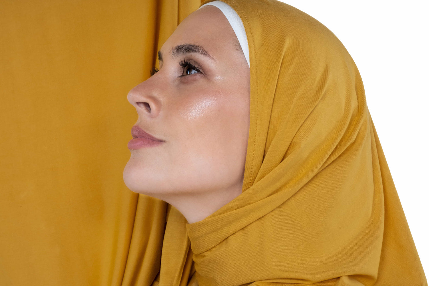 Hijab collection of colors that look good during fall season