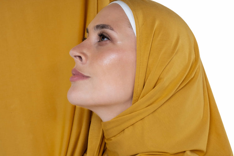 Hijab collection of colors that look good during fall season