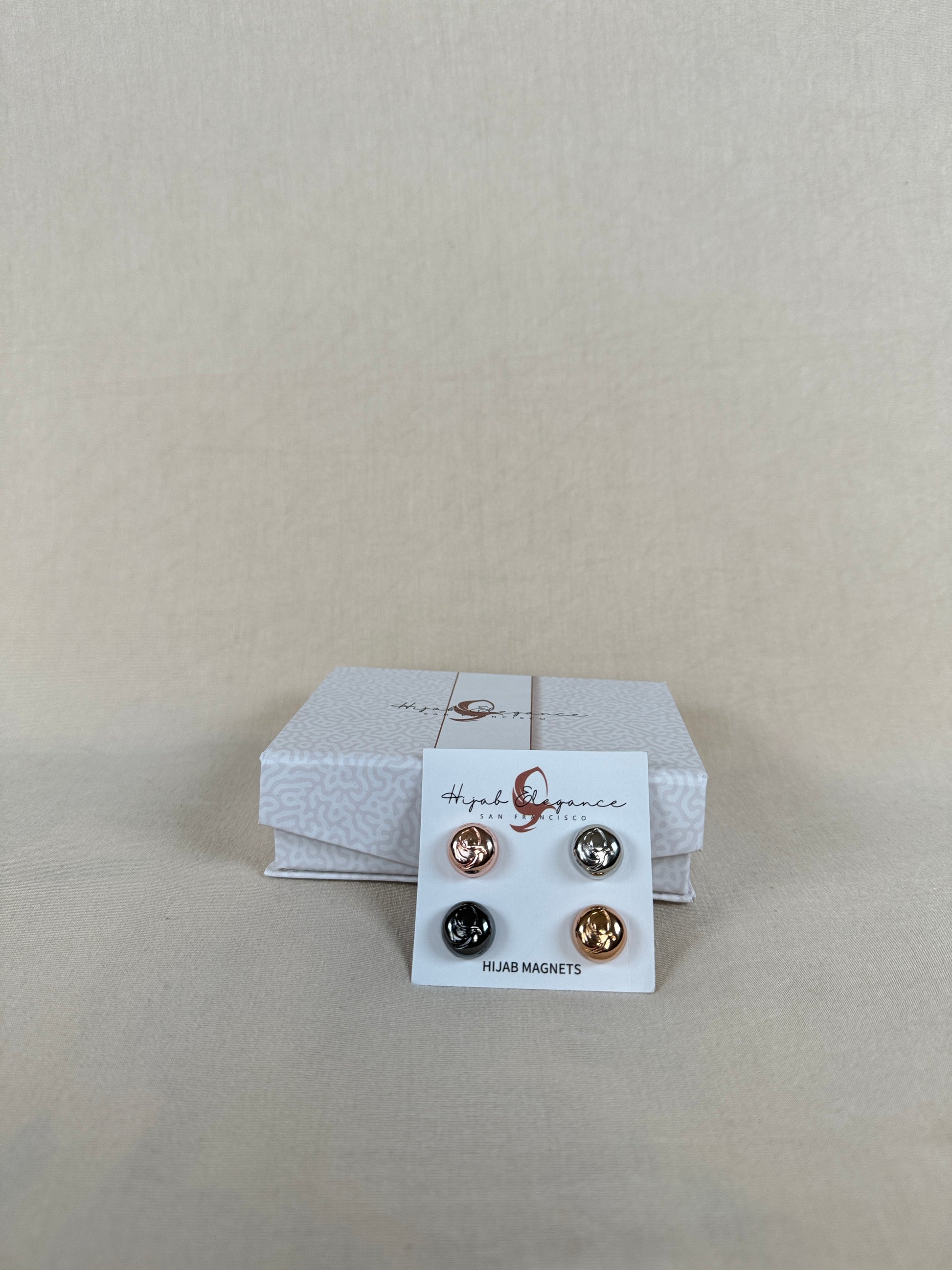 Durable metallic hijab magnets – elegant essential accessories for hijab wearers